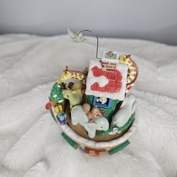 Ornament Lights, Motion & Music "Two by Two" Noahs Ark Heirloom Collection 1997 - Picture 3 of 13